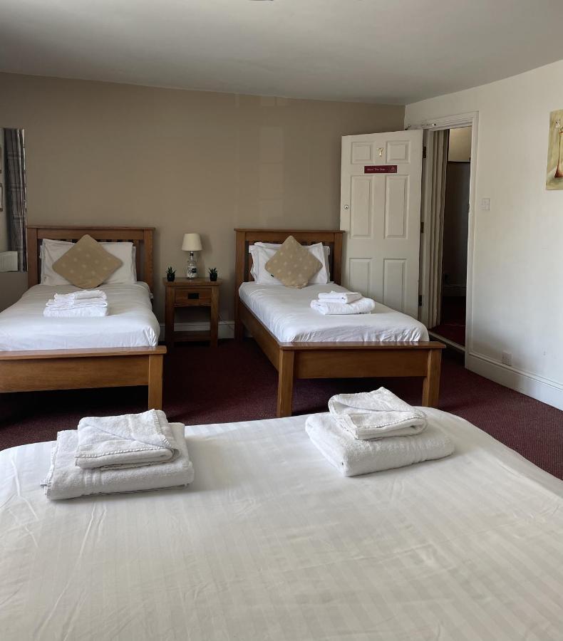 White Hart Hotel 위벨리스콤 객실 사진